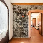 Casa Etnea Kır Evi