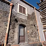 Casa Etnea
